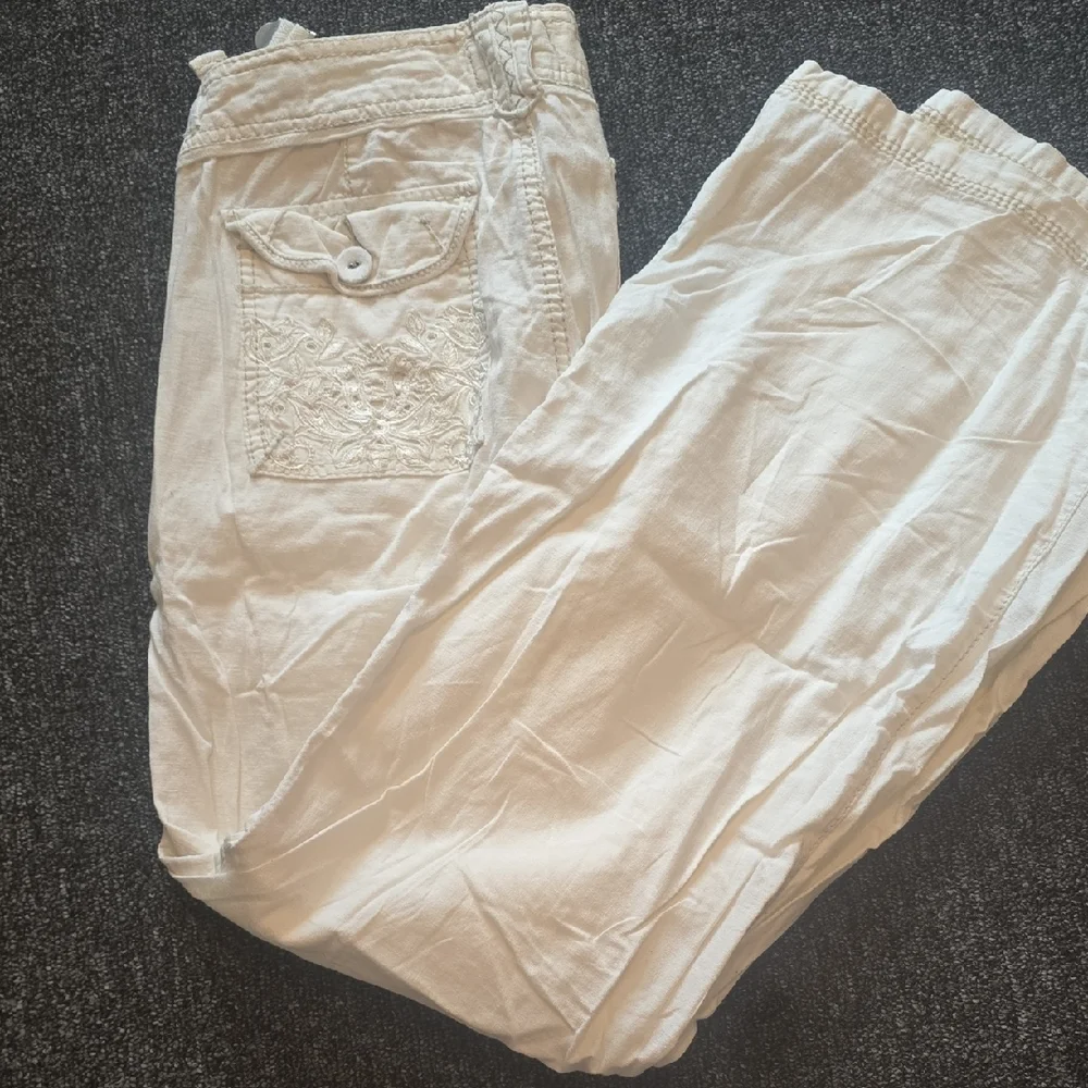 Miss Me Cream Wide-Leg Embroidered Pocket Pants - Picture 5 of 8